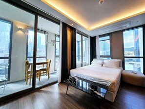 Egyptian cotton sheets, premium bedding, individually decorated - Elbon The Stay X A1with Haeundae (Busan)