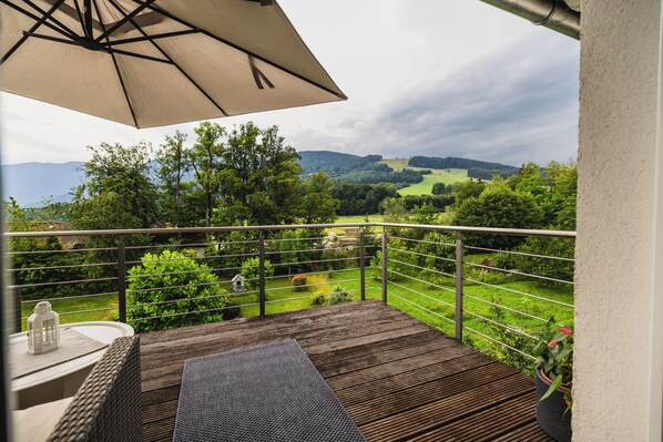 Terrace/patio - Ferienwohnung Kaiserblick, 1SZ (Anger)