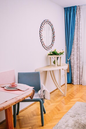 Dining - Wonderful and calm Studio. Altstadt (Salzburg)