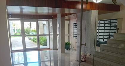 Charming modernised studio apartment very pleasant, furnished and equipped.