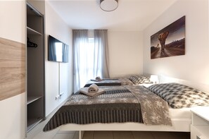 2 Schlafzimmer, Bügeleisen/Bügelbrett, WLAN, Bettwäsche