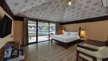 Luxury Tent | 1 bedroom, soundproofing, free WiFi