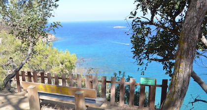 Cyprus, 2 Beds Ensuite, Pool, Patios, Wifi, Parkin