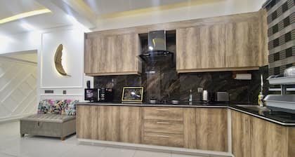 Zaha Homes-Grand 3BR apt by SNL, Shaheed-e-Millat Road