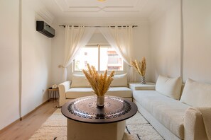 Living area - Brand new Appartement in the Heart of Marrakesh (Marrakech)