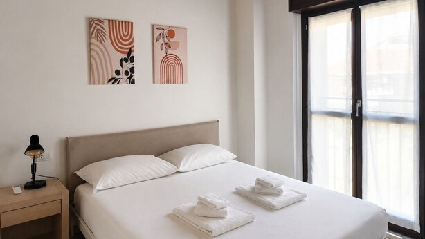 2 slaapkamers, een strijkplank/strijkijzer, wifi, beddengoed