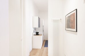Interior - Easylife-Bright apartment in the GaribaldiFS area (Milano)
