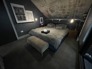 House | 2 bedrooms, desk, iron/ironing board, free WiFi