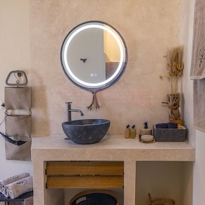 Bathroom - Gaea Dream Villas Complex (Tinos)