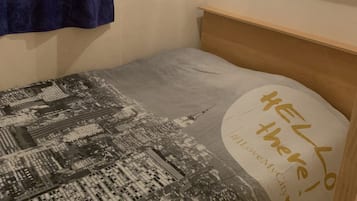 2 bedrooms, bed sheets