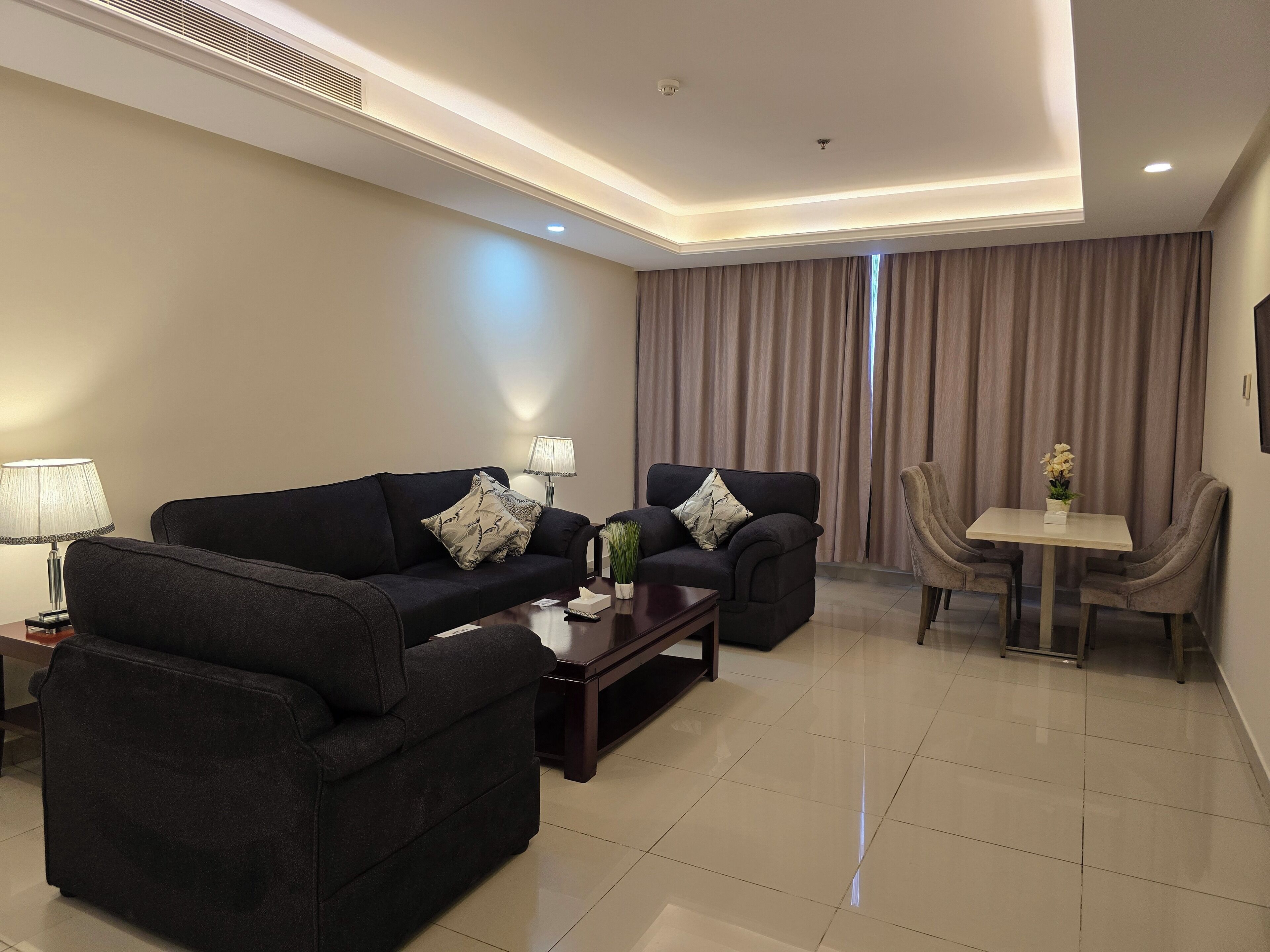 Two bedroom apartment | Egyptian cotton sheets, premium bedding, blackout curtains