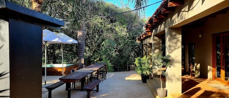 Outdoor dining