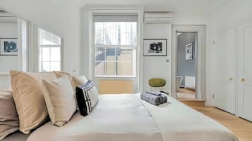 1 bedroom, iron/ironing board, travel crib, free WiFi