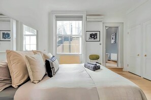 1 Schlafzimmer, Bügeleisen/Bügelbrett, Reisekinderbett, kostenloses WLAN