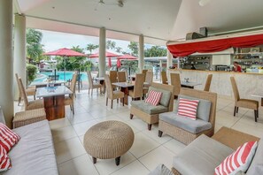 Bar (en la propiedad)