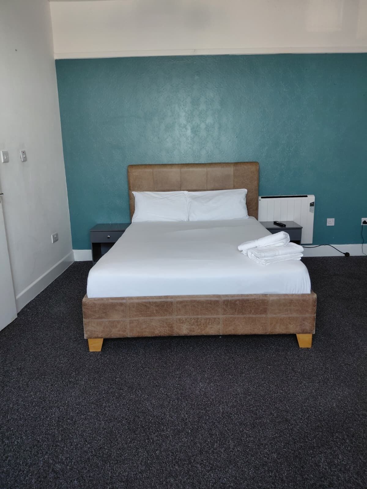 1 bedroom, iron/ironing board, free WiFi