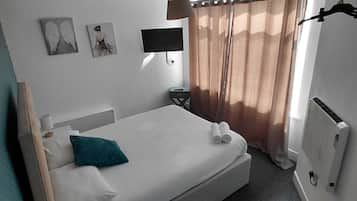 1 bedroom, iron/ironing board, free WiFi, bed sheets