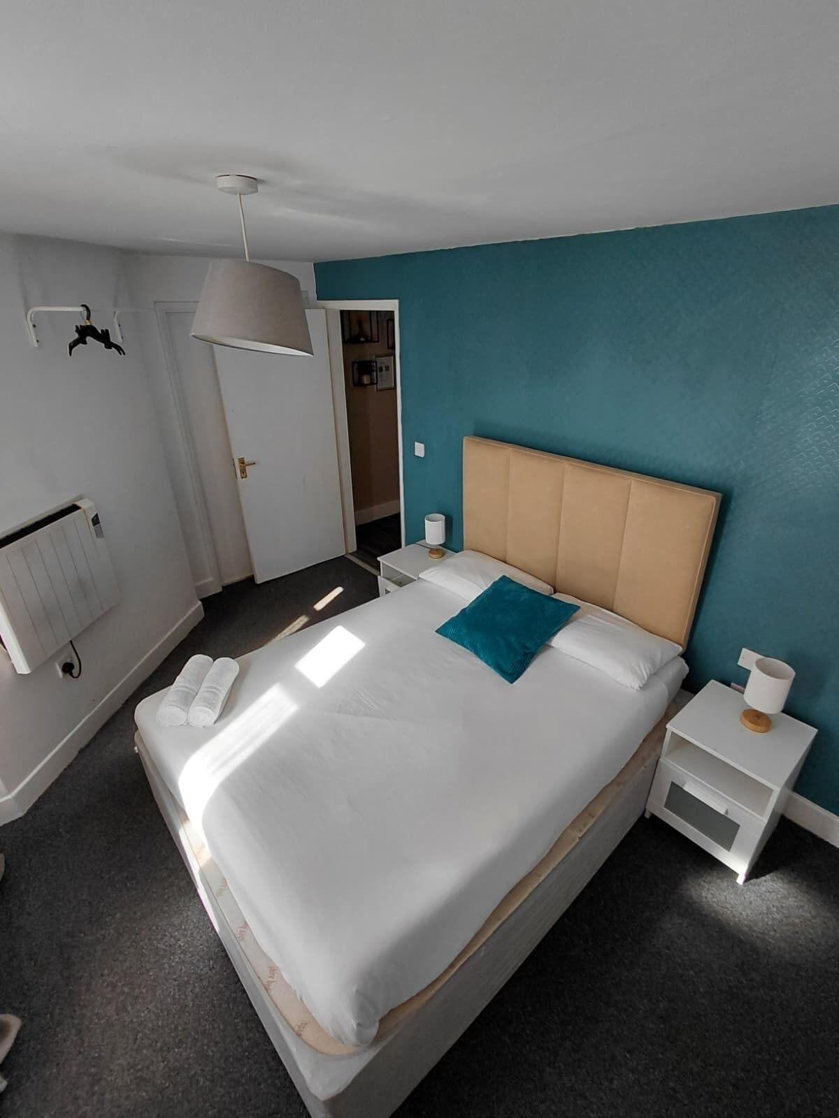 2 bedrooms, desk, iron/ironing board, free WiFi