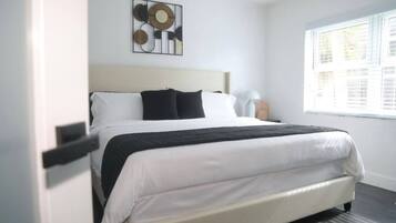 2 bedrooms, iron/ironing board, WiFi, bed sheets