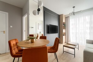 1 habitación, tabla de planchar con plancha, cunas y wifi gratis 