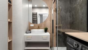 Deluxe-Apartment, Stadtblick | Badezimmer