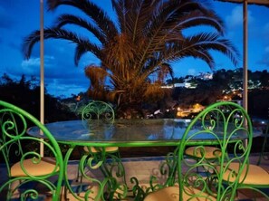 Outdoor dining - Charmante Villa vue mer (Tanger)