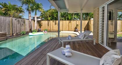 Wurtulla Beachside Haven, Steps to the Sea & Pool