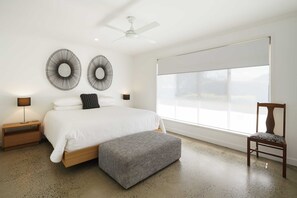 4 soveværelser, skrivebord, strygejern/strygebræt, weekendseng