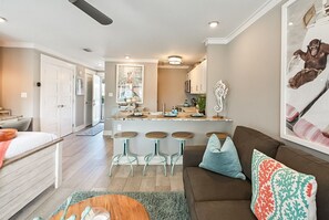 Een smart-tv en boeken