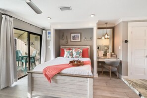 Iron/ironing board, free WiFi, bed sheets - Sandpiper Cove 8220 Updated Condo In Destin, FL  3-minute walk to the beach! (Destin)