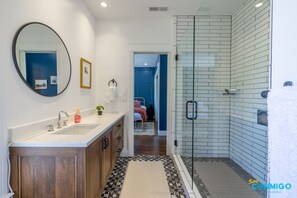 Hair dryer, towels
