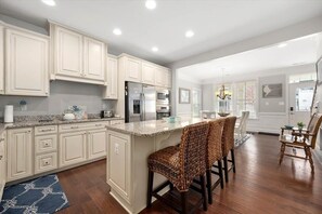 Fridge, microwave, oven, stovetop - Large Townhome in Amenity Filled Bayside Community (Selbyville)