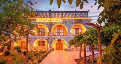 Cappadocia Çavuşin Stone House
