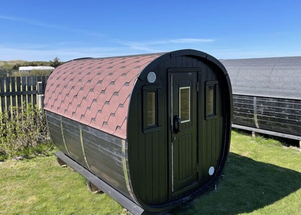 Basic Cottage, 1 Bedroom - Camping Vesterhav (Harboore)
