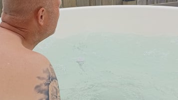 室外 SPA 浴缸
