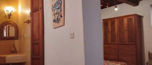 1 camera