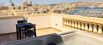 Yolanda Boutique Hotel 