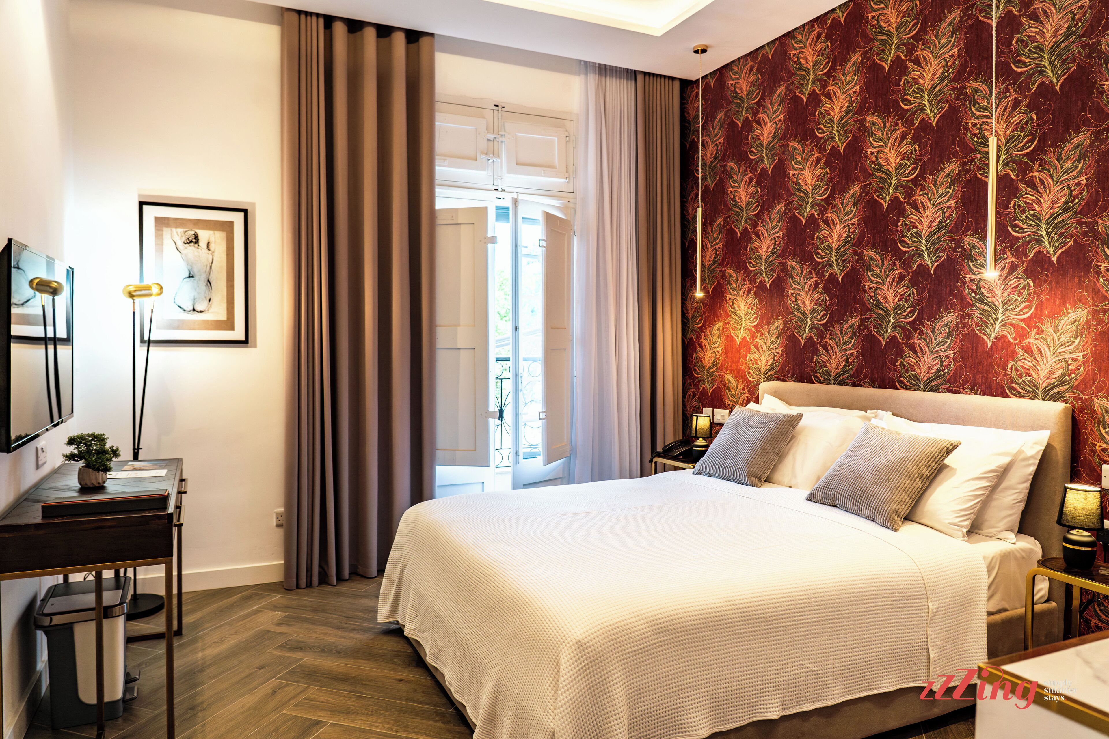 Deluxe Double Room, Balcony | In-room safe, laptop workspace, blackout drapes, iron/ironing board