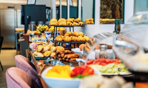 Yolanda Boutique Hotel 