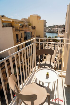 Terrace/patio - Stuart Rooms Gzira Promenade (Gzira)