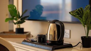 In-room safe, desk, laptop workspace, soundproofing