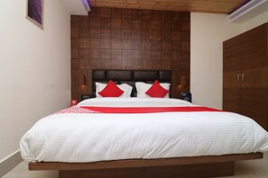 Deluxe Room | Free WiFi - Hotel Elite Stay  (Dehradun)