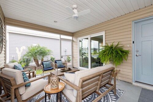 Sunny Side Moultrie Villa