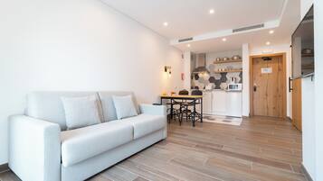 Appartamento, 1 camera da letto | Area soggiorno | Smart TV 40 pollici con canali via cavo