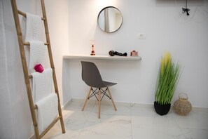 Departamento superior | Caja de seguridad en la habitación y insonorización