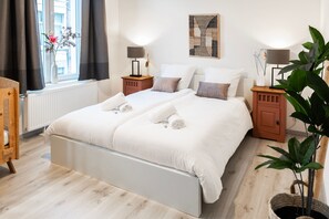 4 habitaciones, tabla de planchar con plancha y wifi gratis 