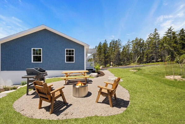 屋外ダイニングエリア