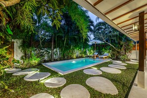 Garden - Berapi Villa by EVDEkimi – Spacious 3BR Villa with Pool & Kitchen close to Ubud Attractions (Ubud)
