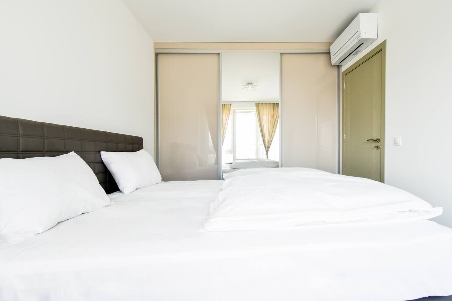 1 chambre, fer et planche à repasser, lit parapluie, Wi-Fi gratuit