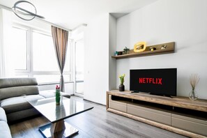 Smart TV, offices - Nomad Friendly | Modern Complex | Next to Metro (Sofia)